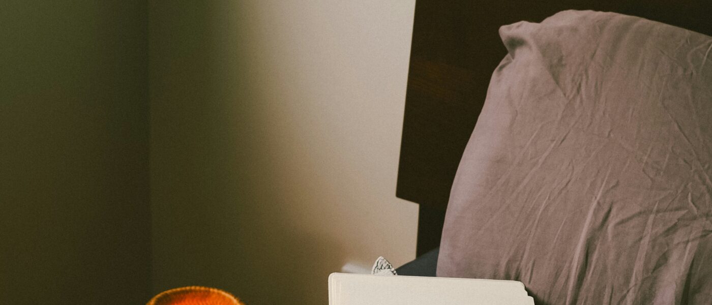 Best Blue Light Blocking Glasses for Better Sleep in 2026: Fall Asleep Faster, Protect Your Eyes, and Wake Up Refreshed