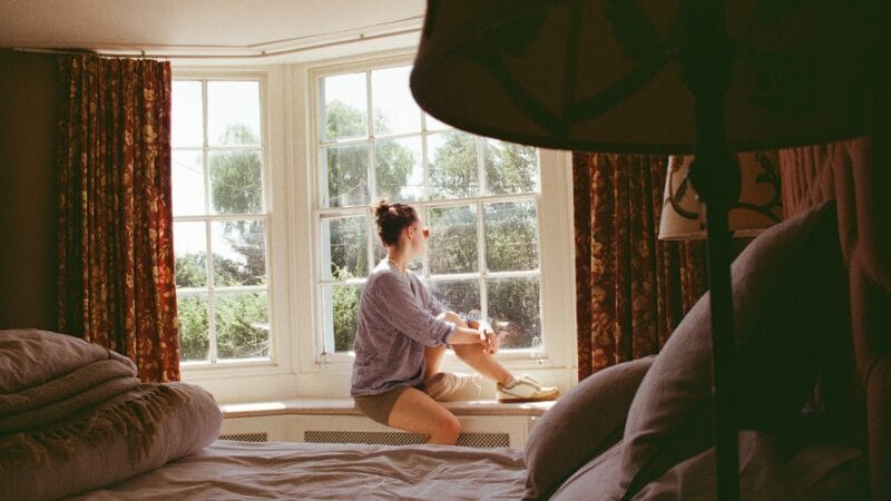 Best Pillow Sprays for Sleep in 2026: Fall Asleep Faster, Sleep Deeper, and Wake Up Rested