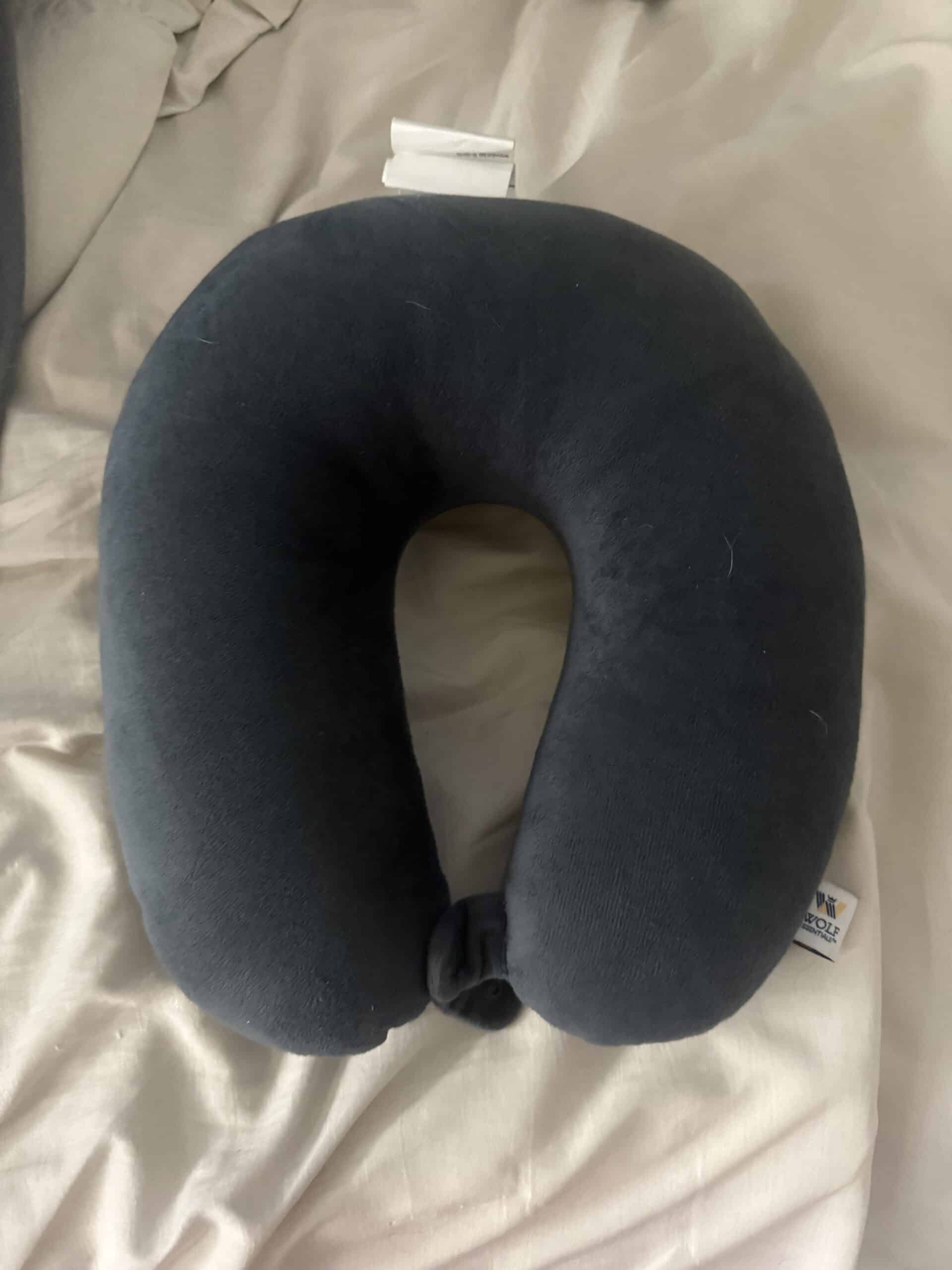 Best Travel Pillows for Neck Pain in 2026: Comfort for Long Flights, Road Trips, and Hotel Stays