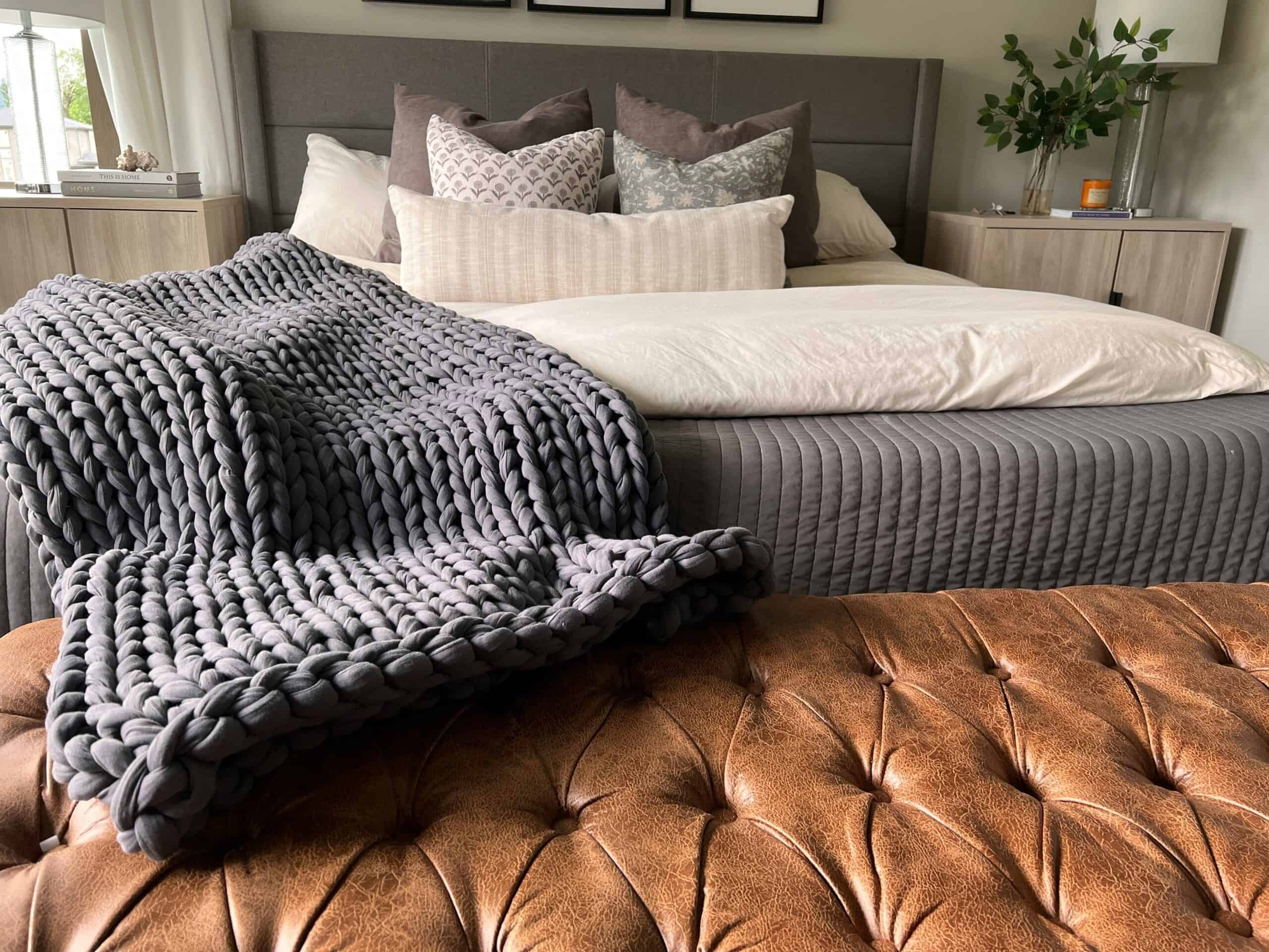 Best Bedspreads and Blanket Sets in 2026: A Finished Bed Without the Bulk