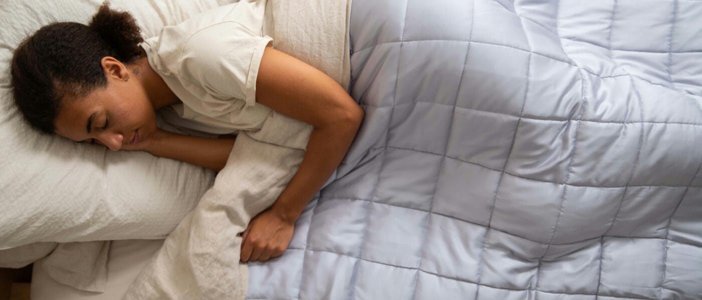 Best Cooling Comforters for Hot Sleepers in 2026: Stop Sweating Under the Wrong Blanket