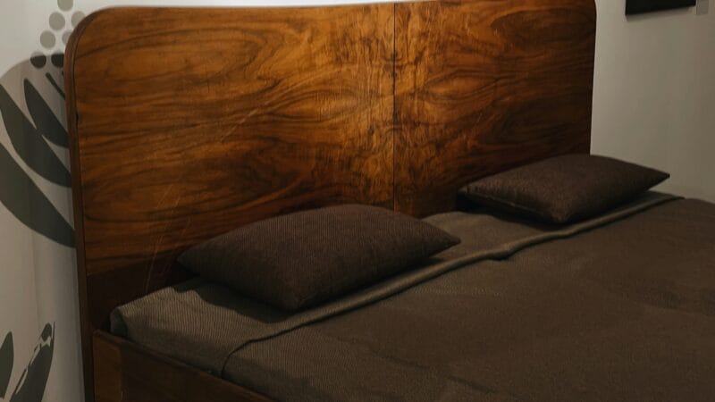Best Headboards for Beds in 2026: Finishing the Bed with Comfort and Style