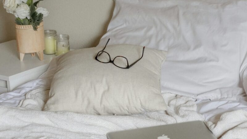Best Memory Foam Pillows in 2026: Pressure Relief, Spinal Alignment, and Cooling That Actually Works