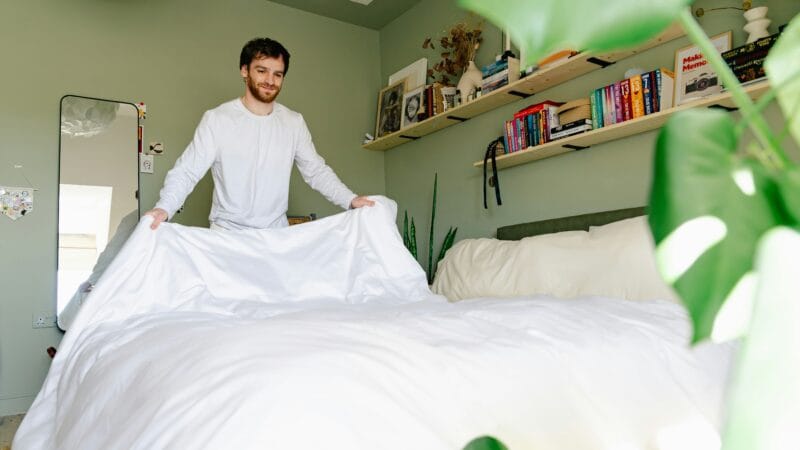 Best Sheets for Adjustable Beds in 2026: 5 Split King Picks That Stay Put Through Every Position Change