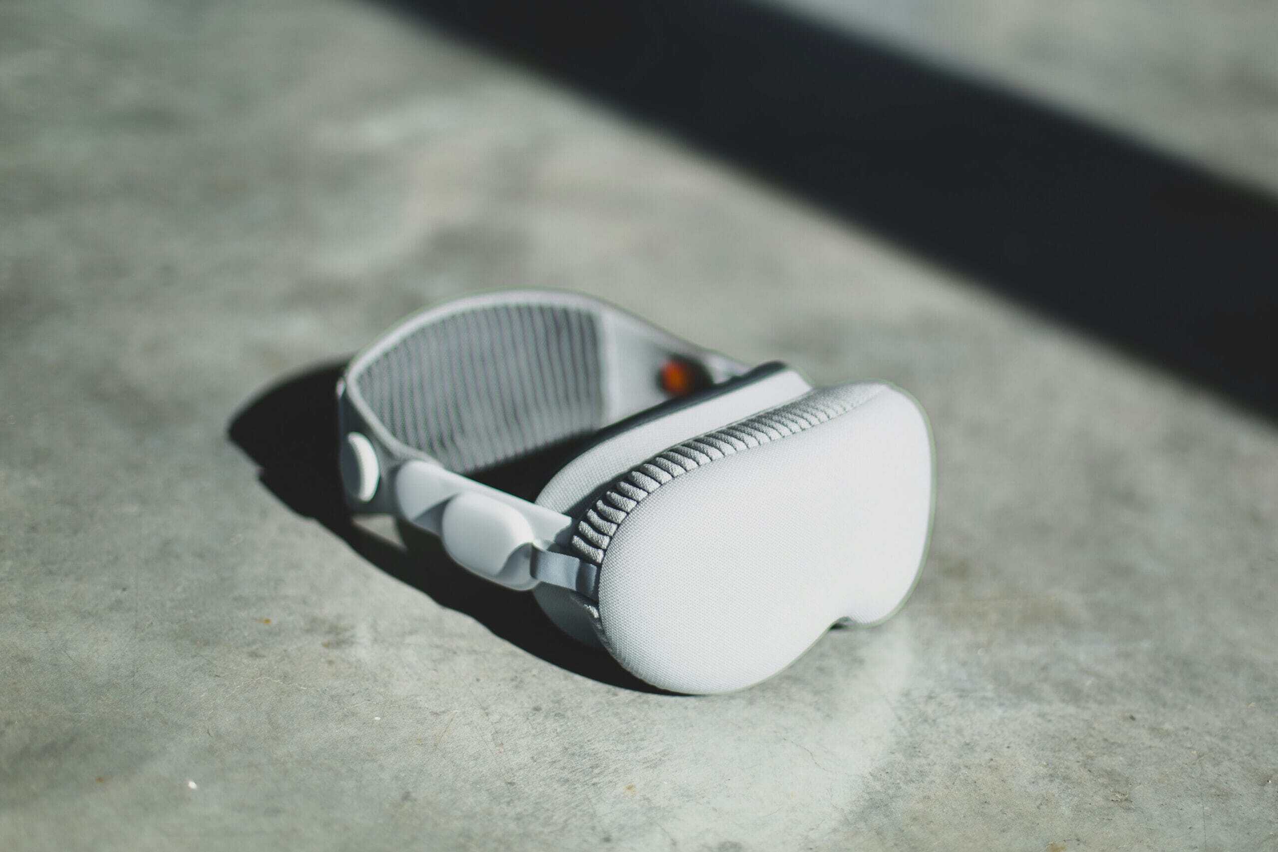 Best Smart Sleep Masks for Travel in 2026: 5 Tech-Enabled Picks for Better Sleep on Planes, Trains, and Hotels