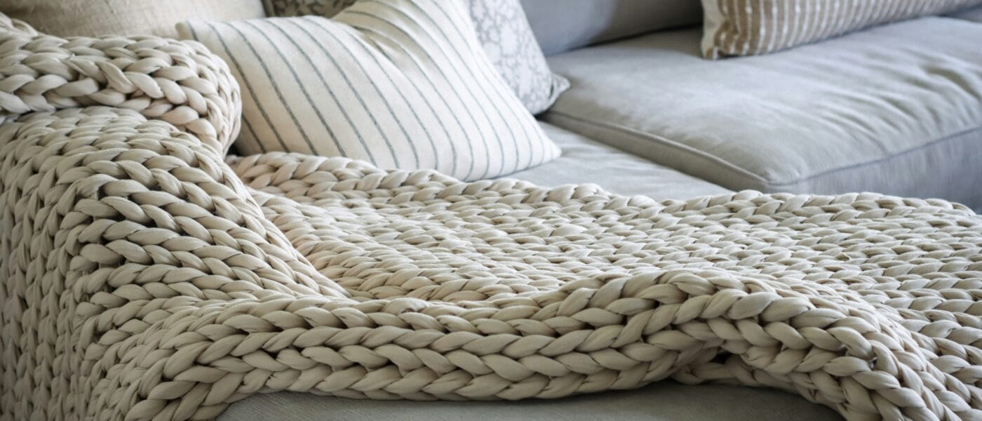 Best Throw Blankets for Couch and Bed in 2026: Soft Wash After Wash