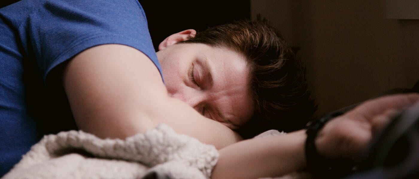 How to Fall Back Asleep After Waking Up Without Watching the Clock