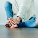 how to sleep with restless leg syndrome in 2026