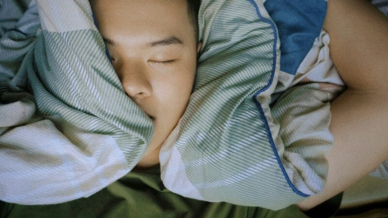 How to Stop Snoring Naturally in 2026: 12 Proven Methods That Actually Work