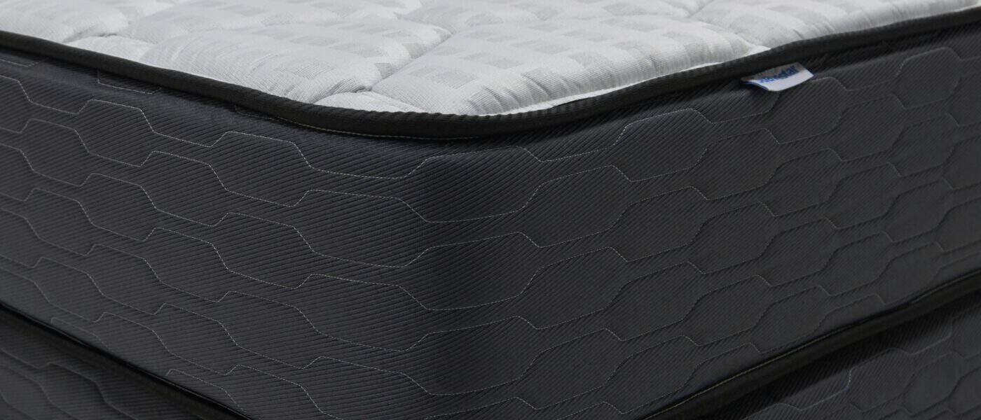 Memory Foam vs Latex Mattress: Which Feels Right
