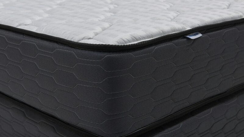 Memory Foam vs Latex Mattress: Which Feels Right