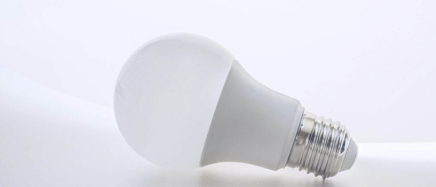 Best Smart Bulbs for the Bedroom in 2026: Warm, Dimmable Light