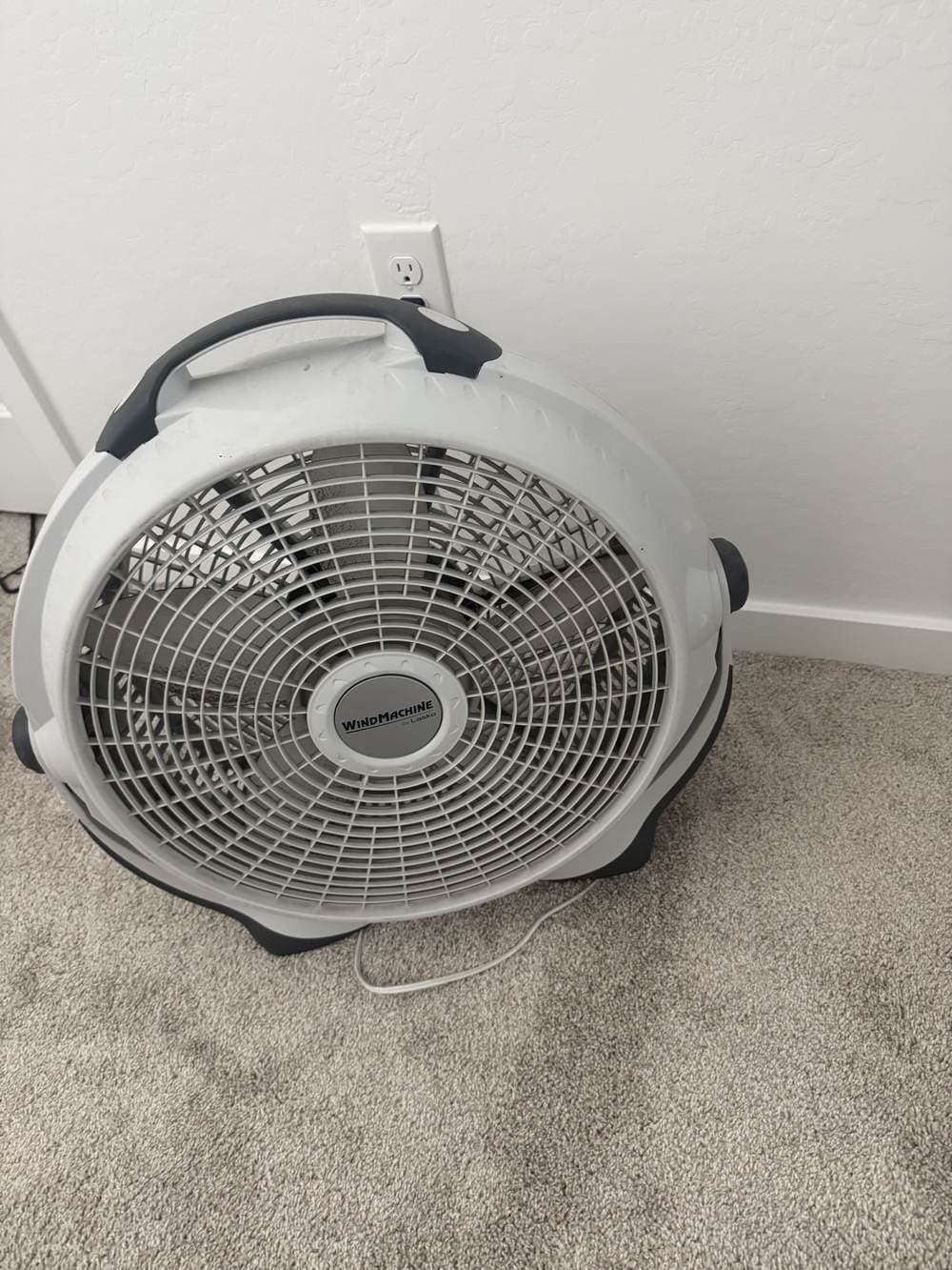 Bedside Fan vs Tower Fan: Which Is Better for Sleeping Cool?