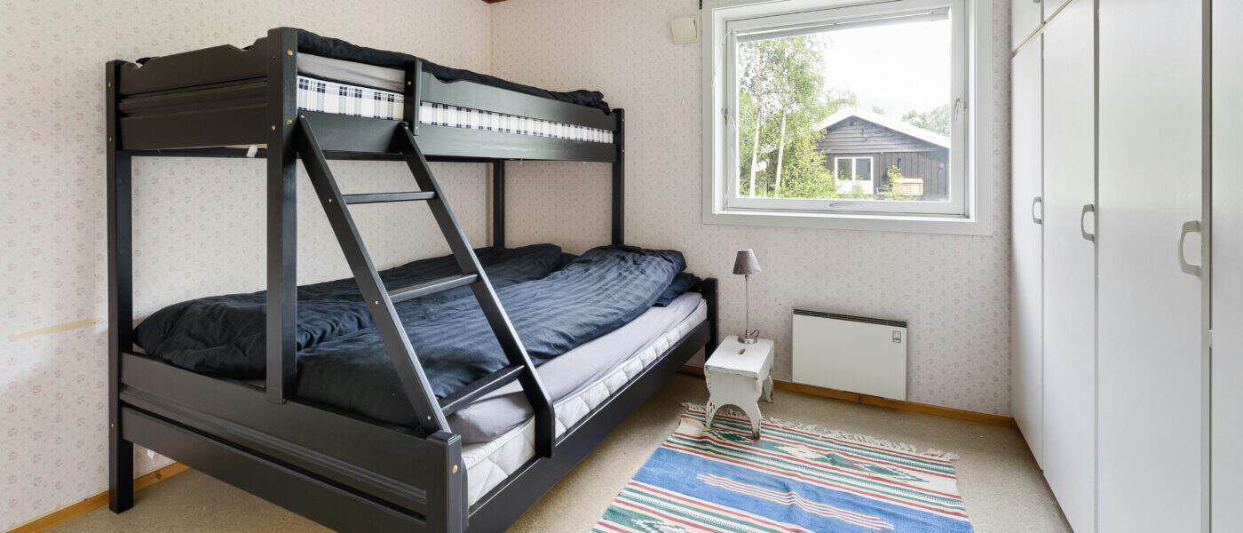 Best Bunk Bed Mattresses in 2026: Thin, Firm, and Safe for the Top Bunk