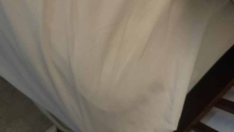 Cotton vs Bamboo Sheets: Crisp Classic or Cool and Silky