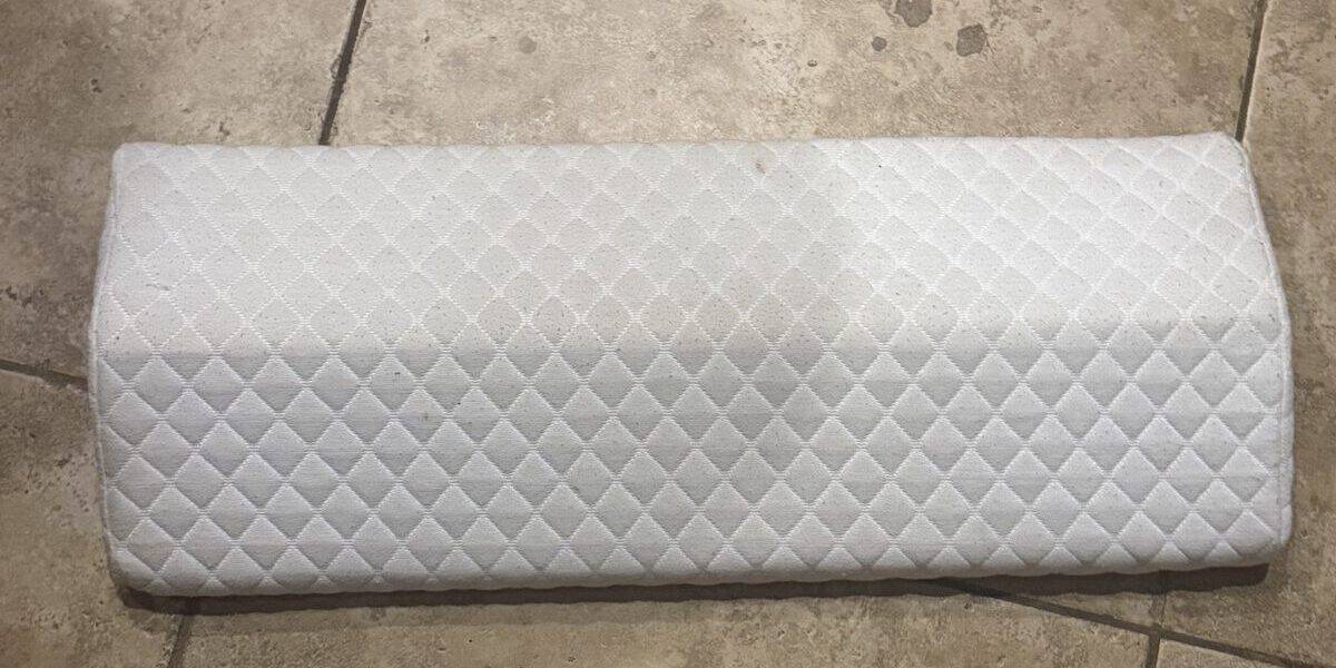 Best Bolster Pillows in 2026: Shaped Support for Knees, Back, and Neck