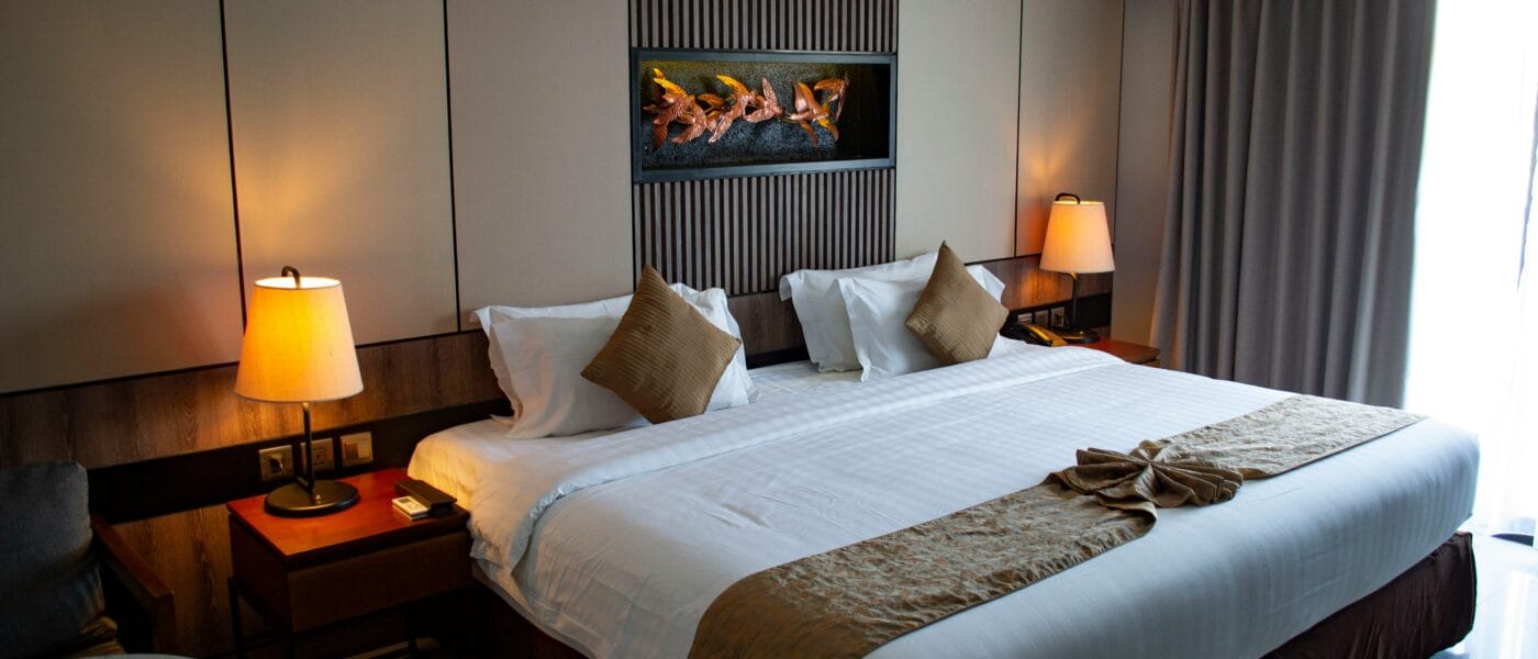 Hack Your Hotel Room: Biological Adjustments for a Perfect First Night