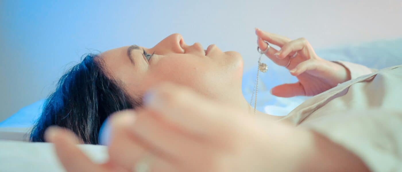 Chin Strap vs Mouthpiece for Snoring: Which Is Right for You