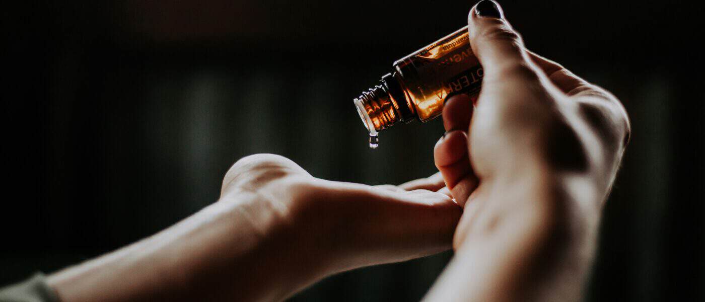 Which Essential Oils Actually Help You Wind Down for Sleep in 2026?