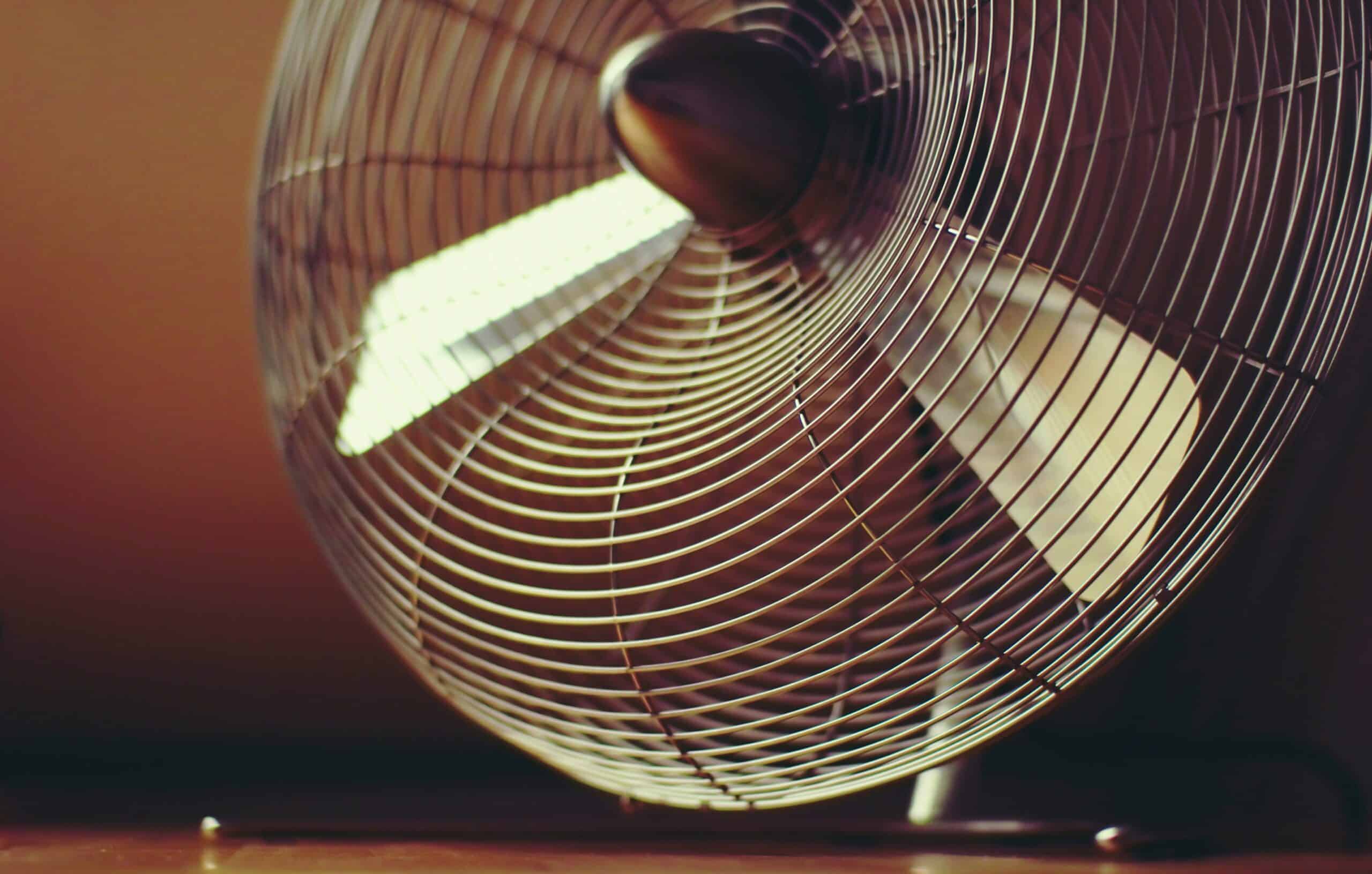 White Noise Machine vs Fan: Better Sleep Sound