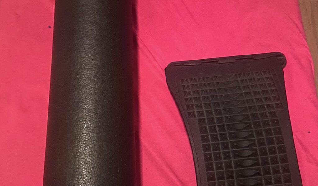 Back Stretcher vs Foam Roller in 2026: Which Is Better for Your Back?