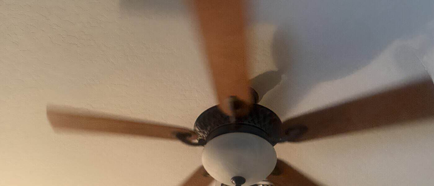 Best Ceiling Fans for Bedrooms in 2026: What Actually Helps in a Hot Climate