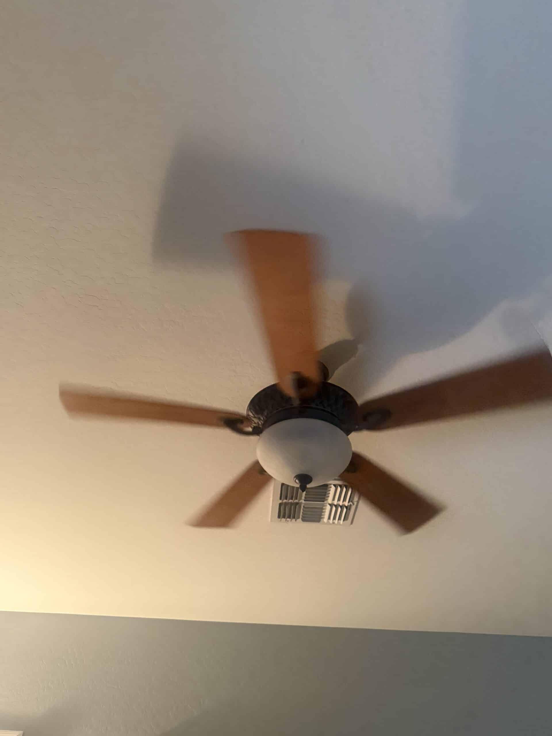 Best Ceiling Fans for Bedrooms in 2026: What Actually Helps in a Hot Climate