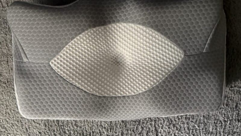 Cervical Pillow vs Reading Pillow: Which Do You Need for Neck Support?
