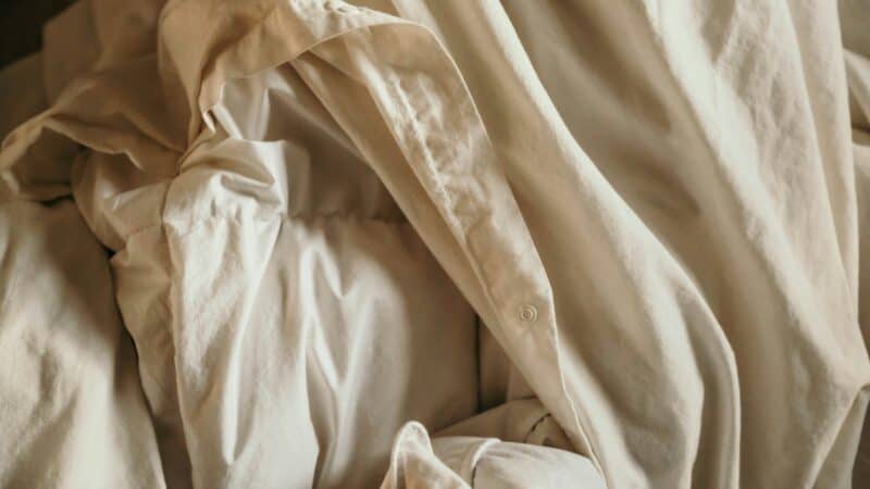 How to Wash a Comforter: A Simple At-Home Guide