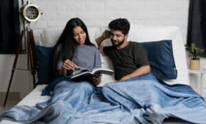a cooling blanket for couples