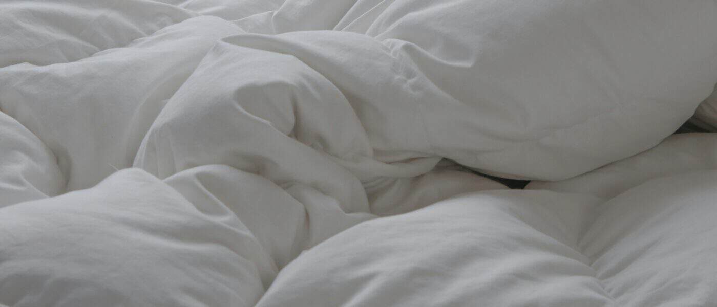 How to Keep a Duvet in Place: Stop the Shifting