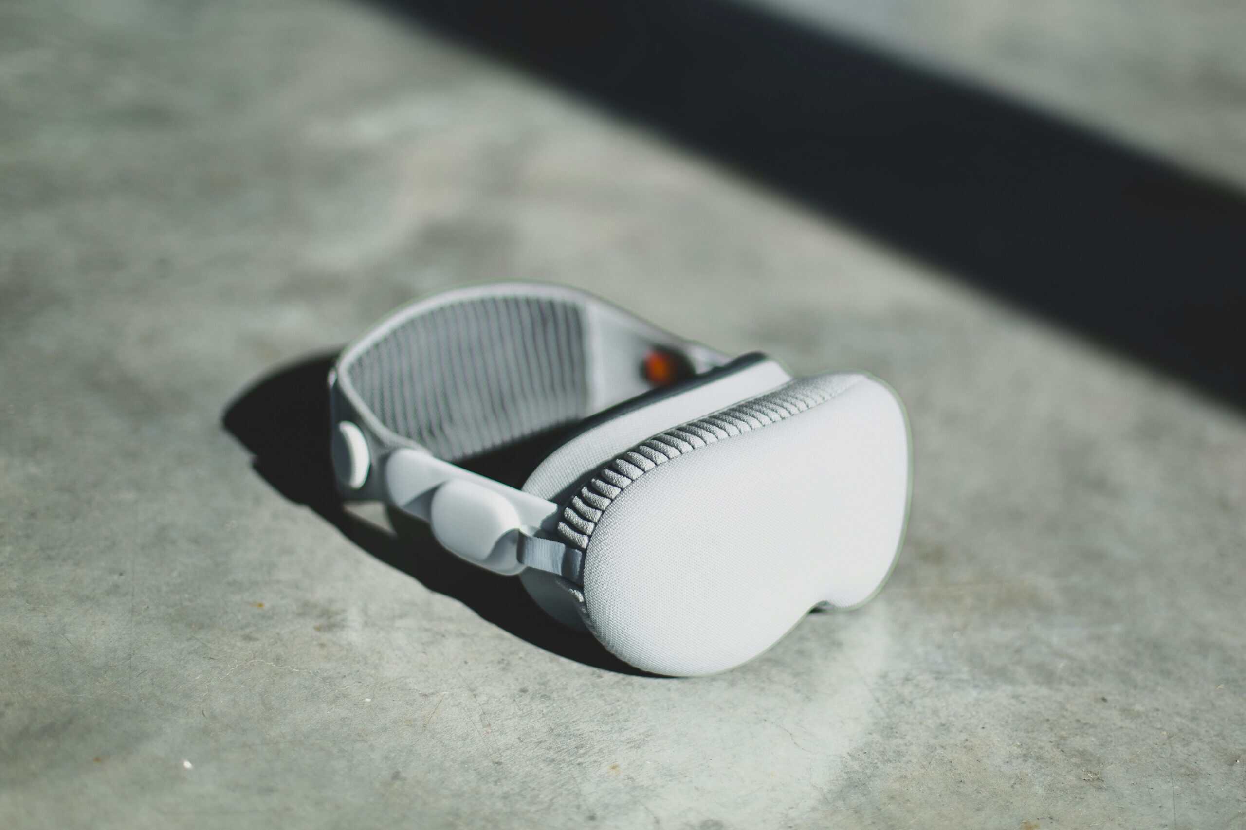 Best Eye Massagers in 2026: Relax Tired Eyes and Wind Down Before Bed