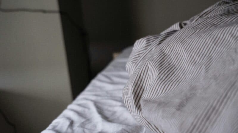 How to Clean a Mattress Topper: Keep It Fresh