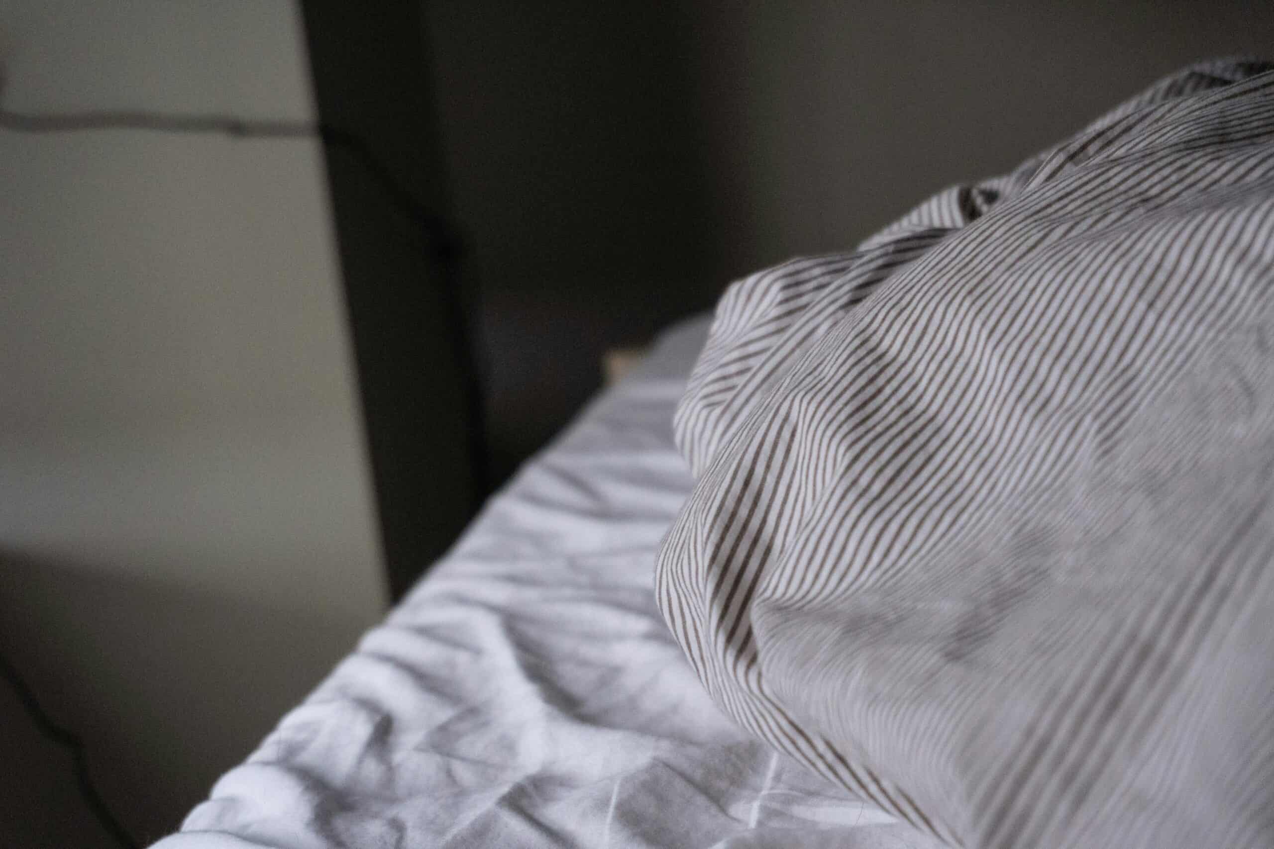 How to Clean a Mattress Topper: Keep It Fresh