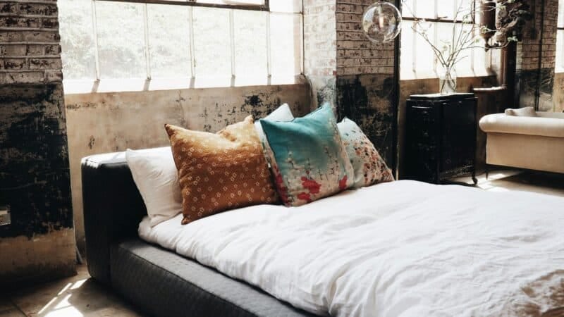 When to Replace Your Mattress: The Signs That Matter and the Ones That Do Not