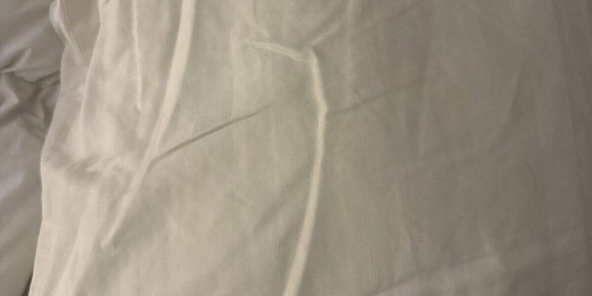 Silk vs Satin Pillowcase: Which Is Better for Hair, Skin, and Sleep?