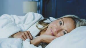 sleeping with fibromyalgia in bed