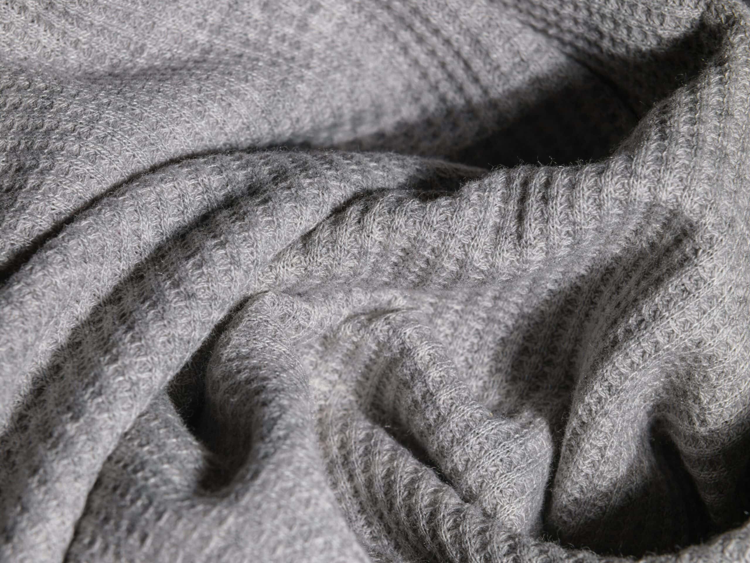 Best Waffle Weave Blankets in 2026: Breathable, Textured Layers for Year-Round Sleep