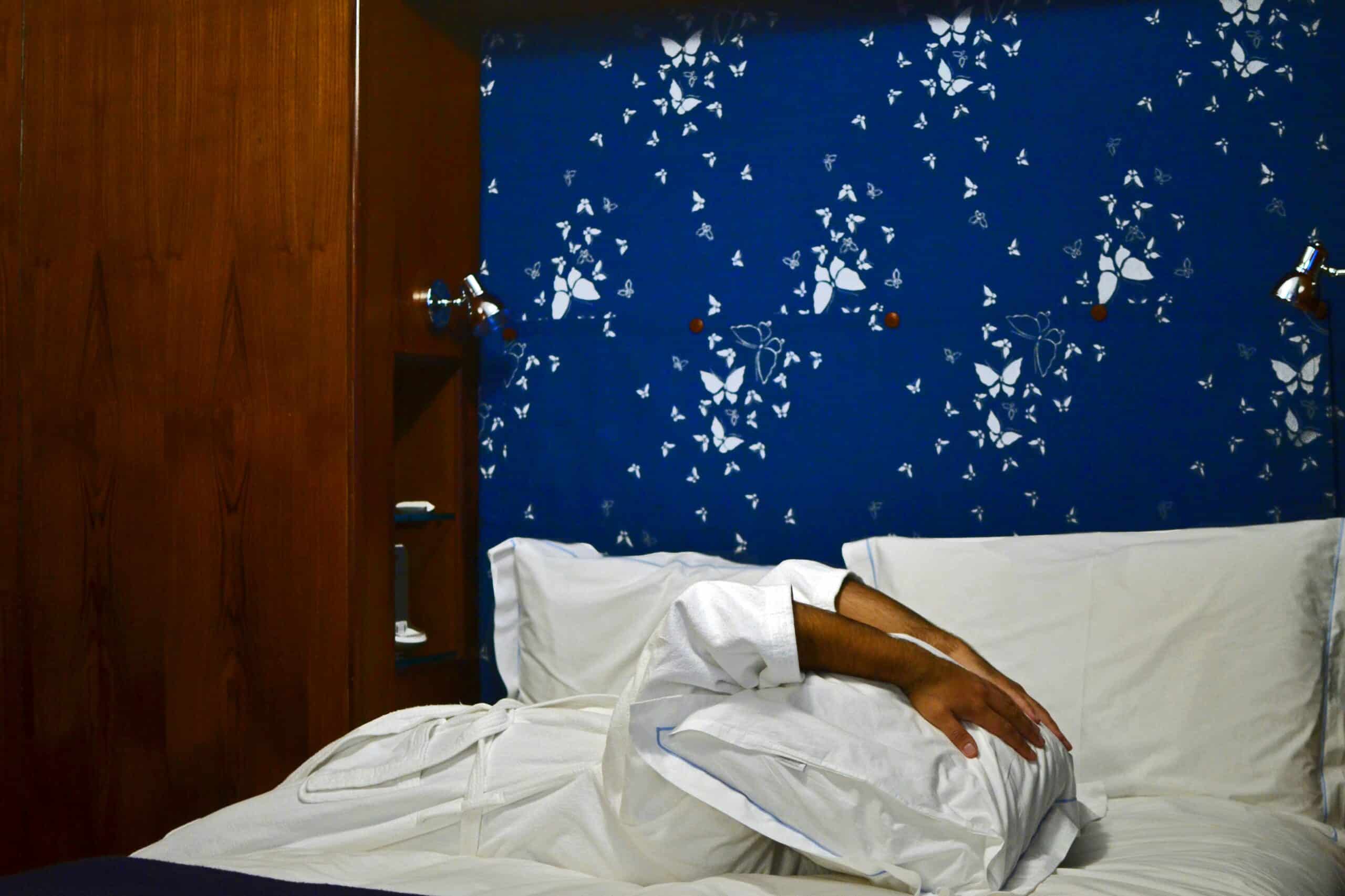 Best Headboard Wall Protectors in 2026: Stopping the Mark Before It Sets