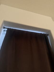 high hanging blackout curtains