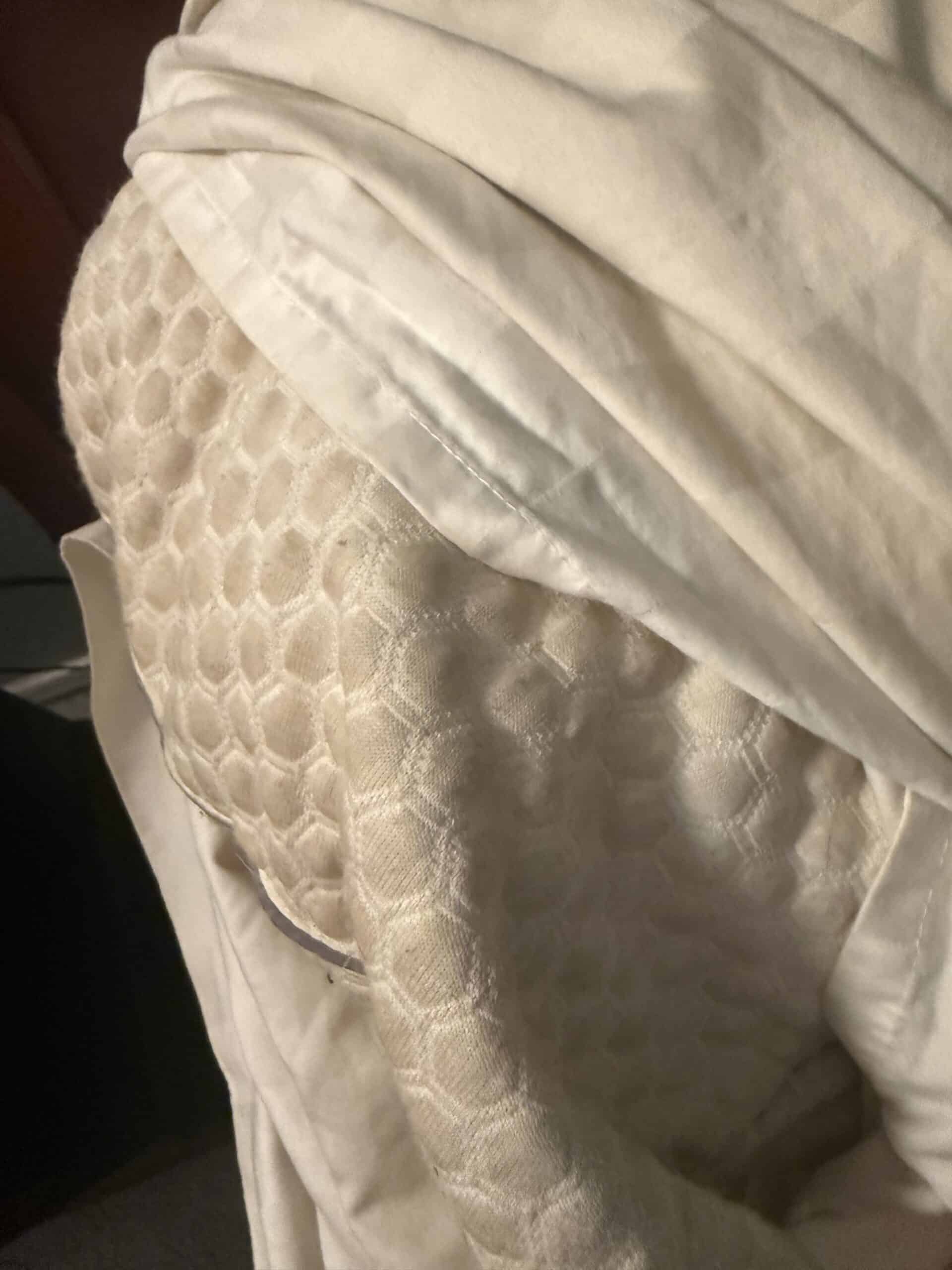 What Size Cooling Pillow Do I Need: Loft, Dimensions, and Sleeping Position