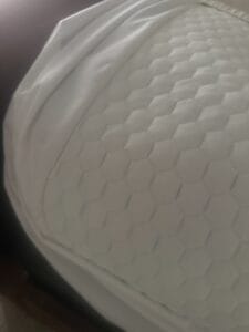 mattress topper gel cooling on bed