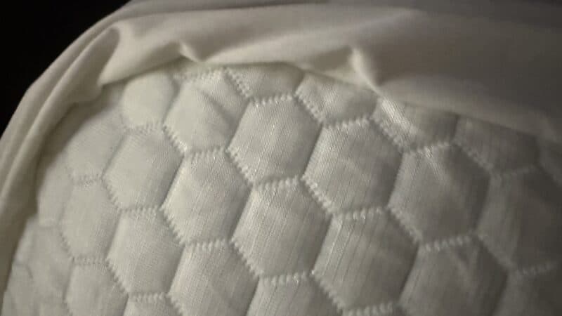 How Heavy Is a Mattress Topper: Weight by Material and Handling One Alone