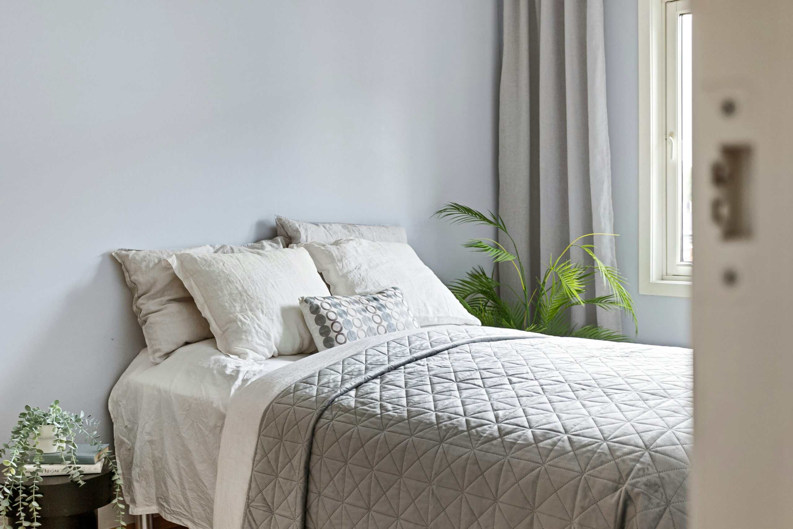 How Long Does a Memory Foam Mattress Last? Longevity Guide