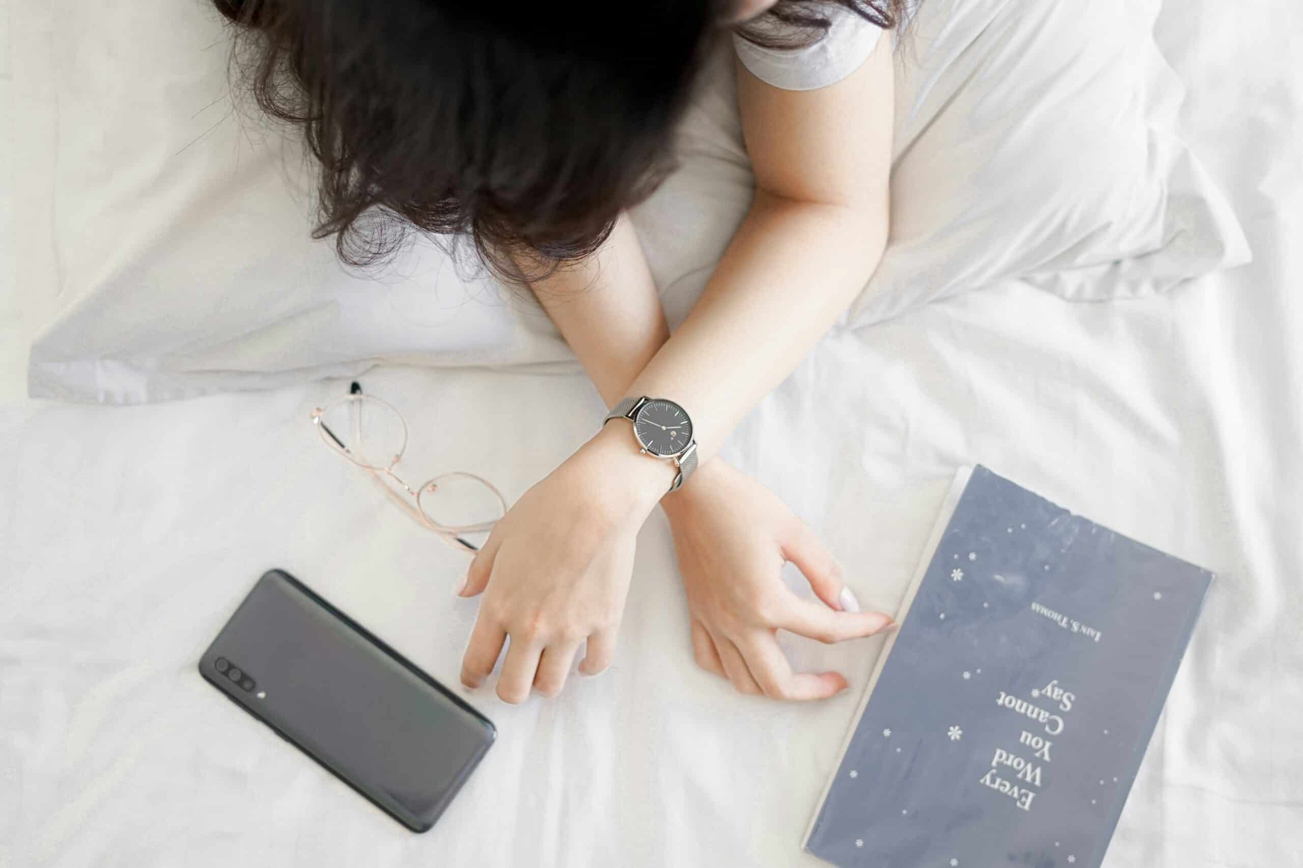 Sleep Cycle Bedtime Calculator: Waking Between Cycles Instead of Mid-Cycle