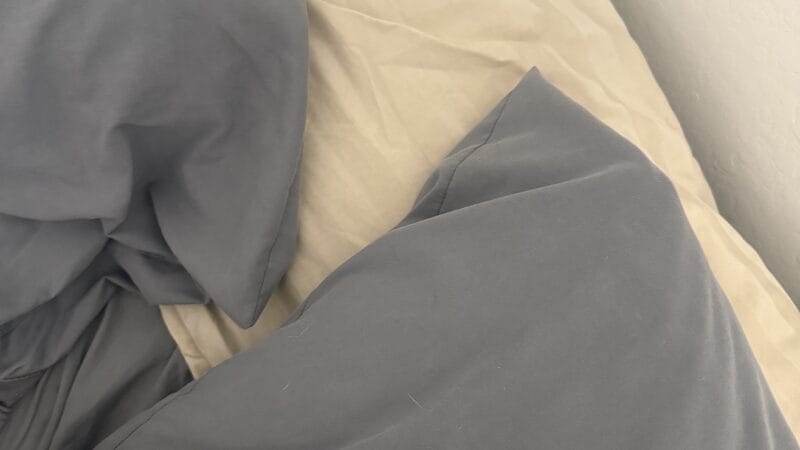 Do You Need a Different Pillow in Summer? Hot Nights Guide