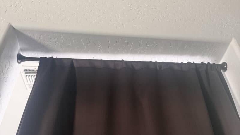 Do Tension Rods Fall Down With Blackout Curtains: Weight, Grip, and Why Some Hold for Years
