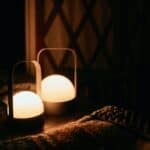 SAD lamp that mimics outdoor light