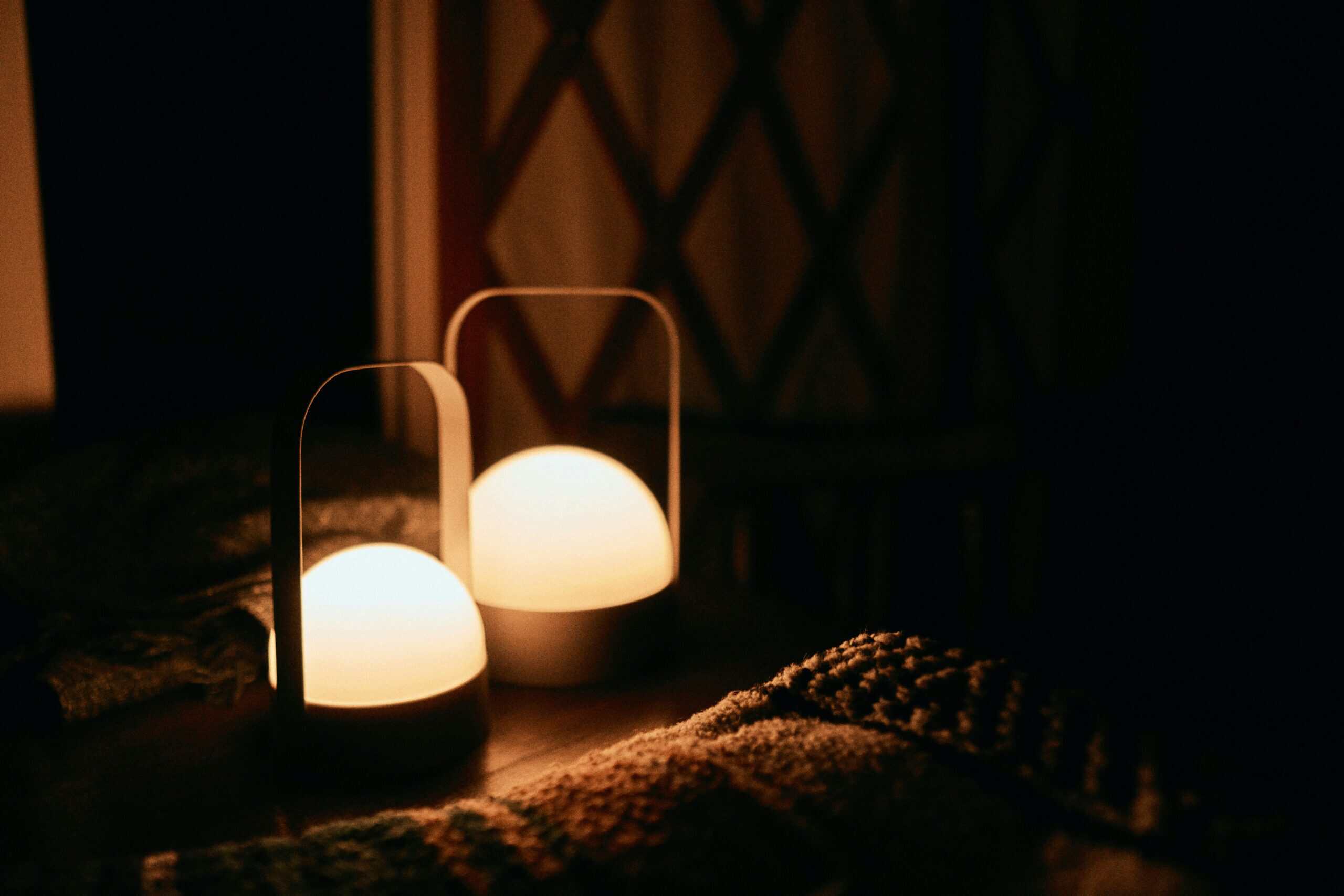 Best SAD Lamps for Winter Mornings in 2026: Bright Light in the First Waking Hour Beats a Bigger Lamp