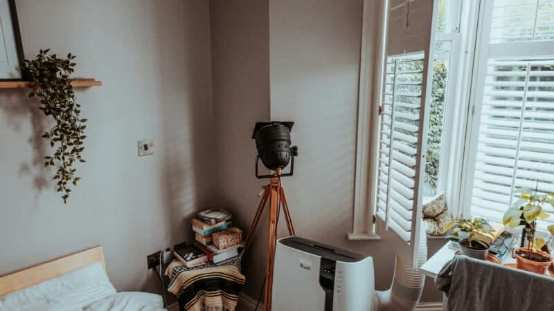 Should You Run an Air Purifier All Night? Noise, Filters, and What Actually Changes While You Sleep